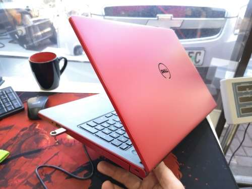 **limited edition**DELL INSPIRON 5558*i5-5200U*4gb RAM*1000GB HDD*METALLIC RED*WAVES